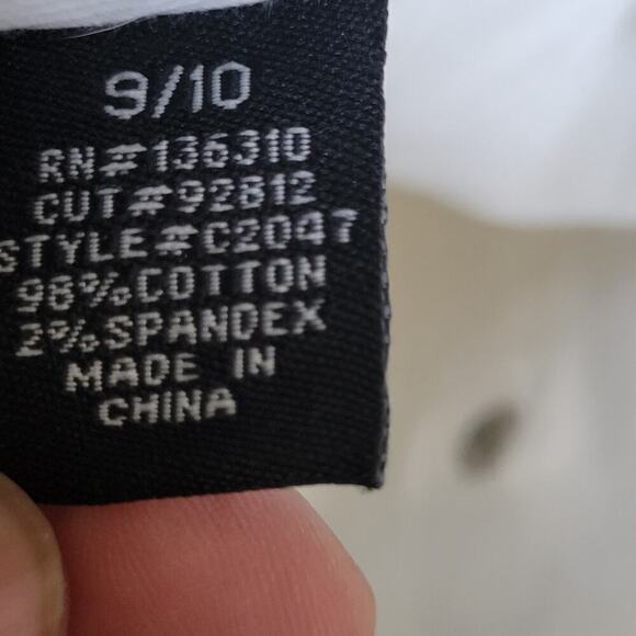 339 What About Me Capri Jeans Sz 9/10 Distresses - Picture 10 of 10